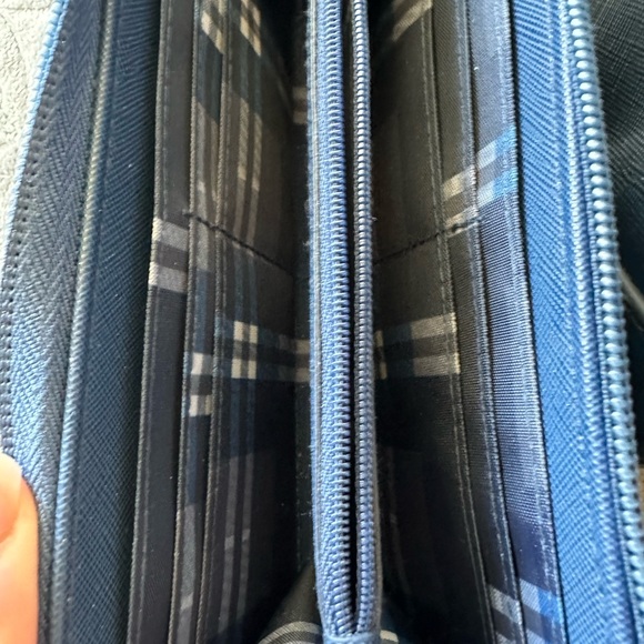 Bioworld Ravenclaw Purse and Wallet set - Picture 5 of 7